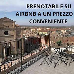 Appartamento Mansarda Con Vista In Centro A, Piacenza